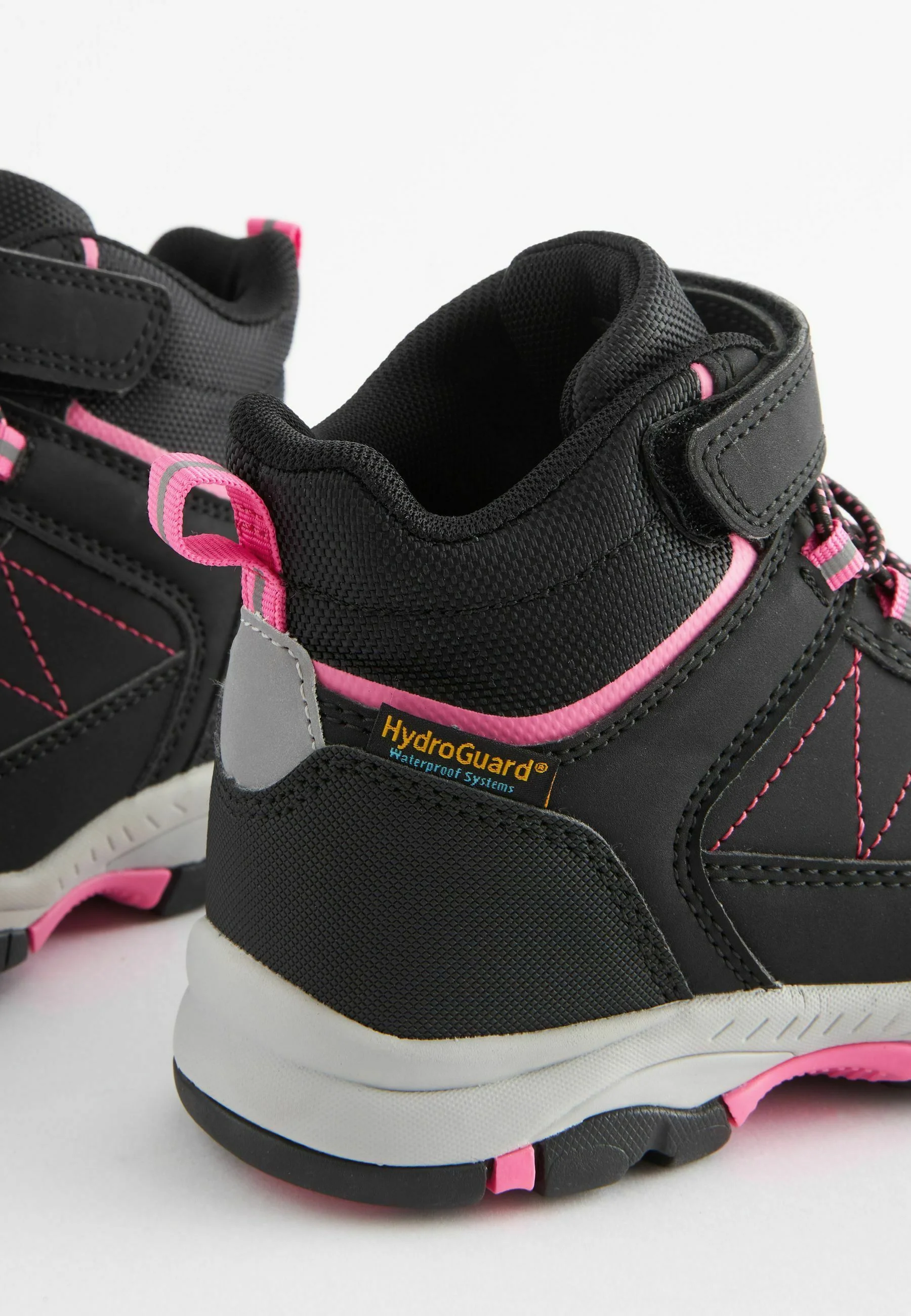 Siguiente SENDERISMO IMPERMEABLE CON FORRO TÉRMICO - Botines con cordones