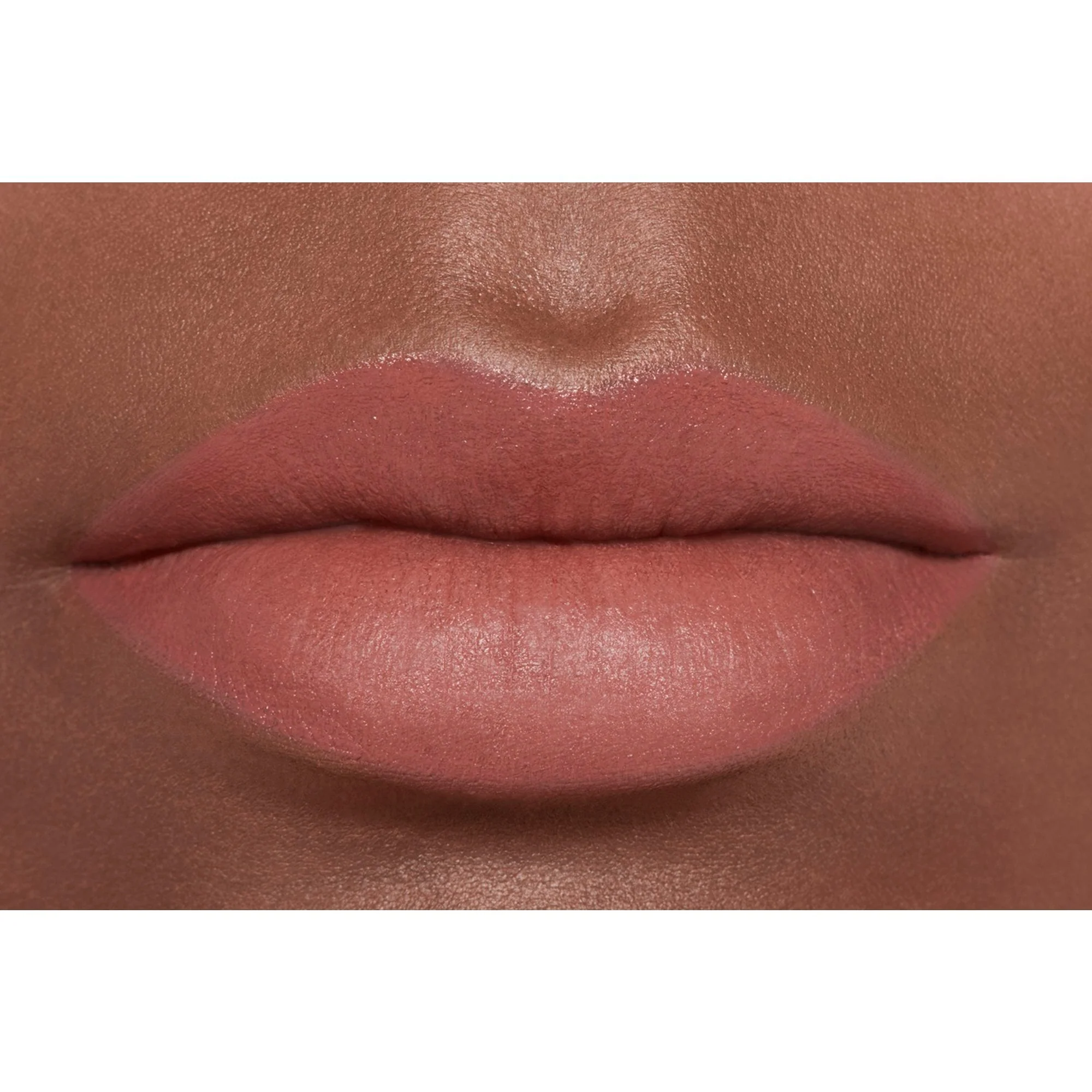 ROUGE ALLURE VELVET - EL LABIAL LUMINOSO Y TERCIOPELOSO