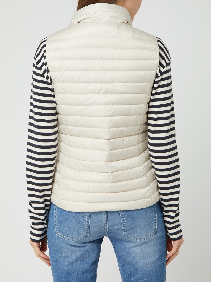 Daunenweste mit Kapuze in offwhite
