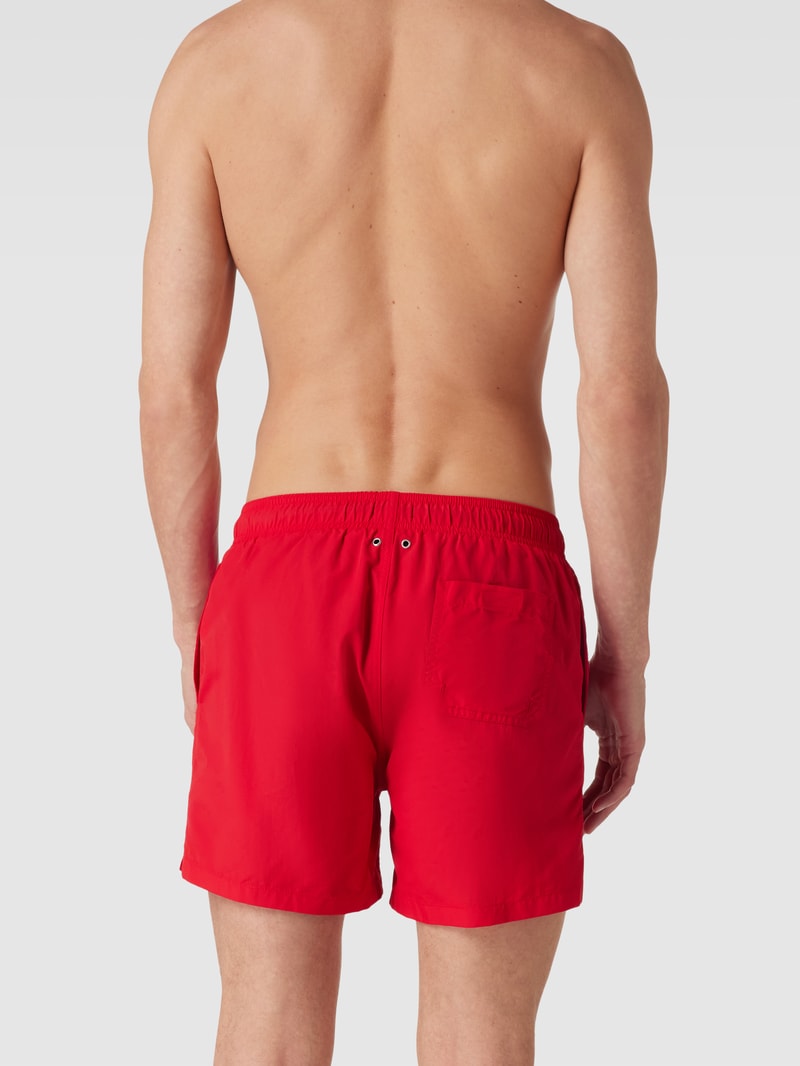 Badehose mit Label-Stitching in rot