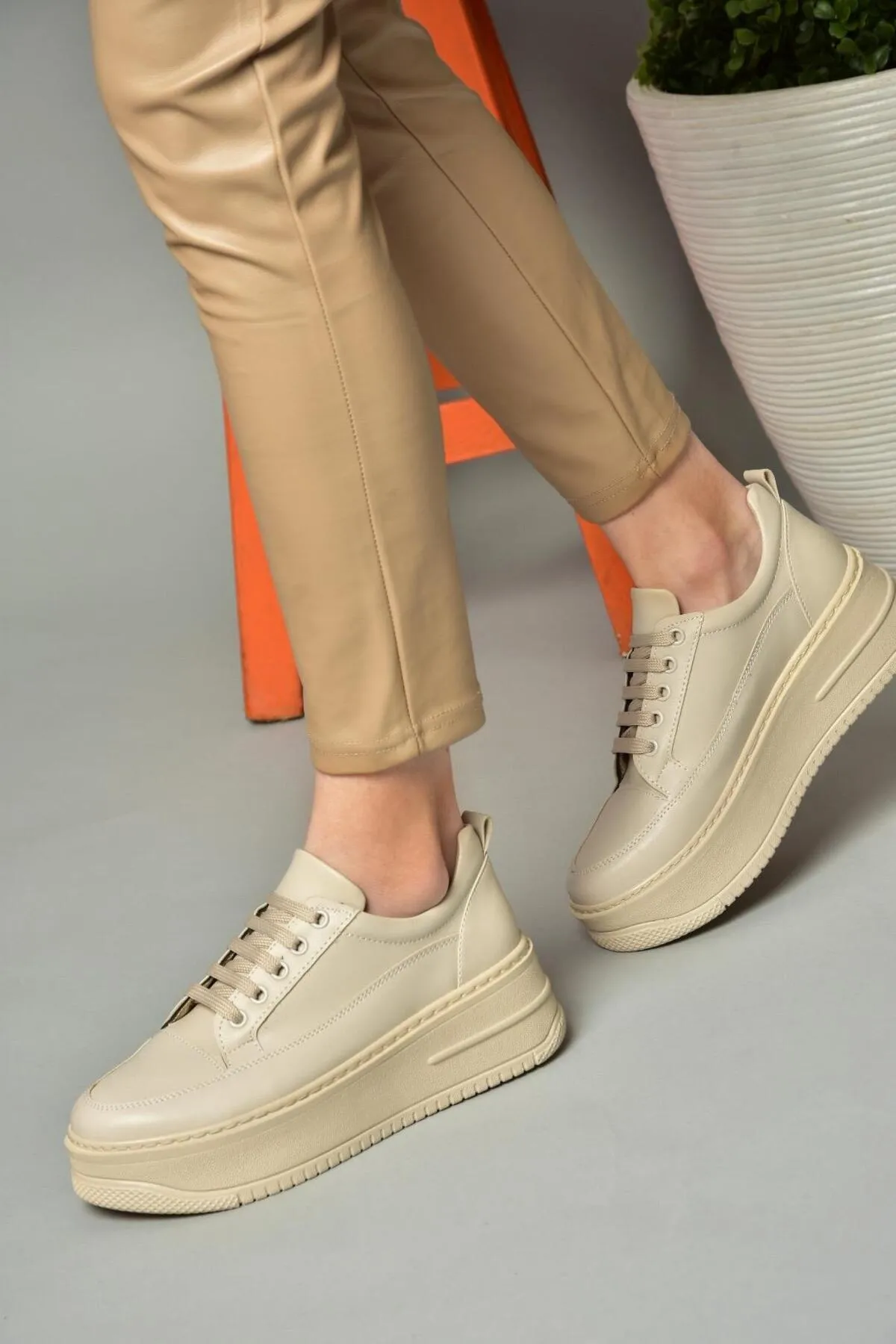 Fox Shoes  P274117509 Beige Sneakers mit hoher Sohle für Damen