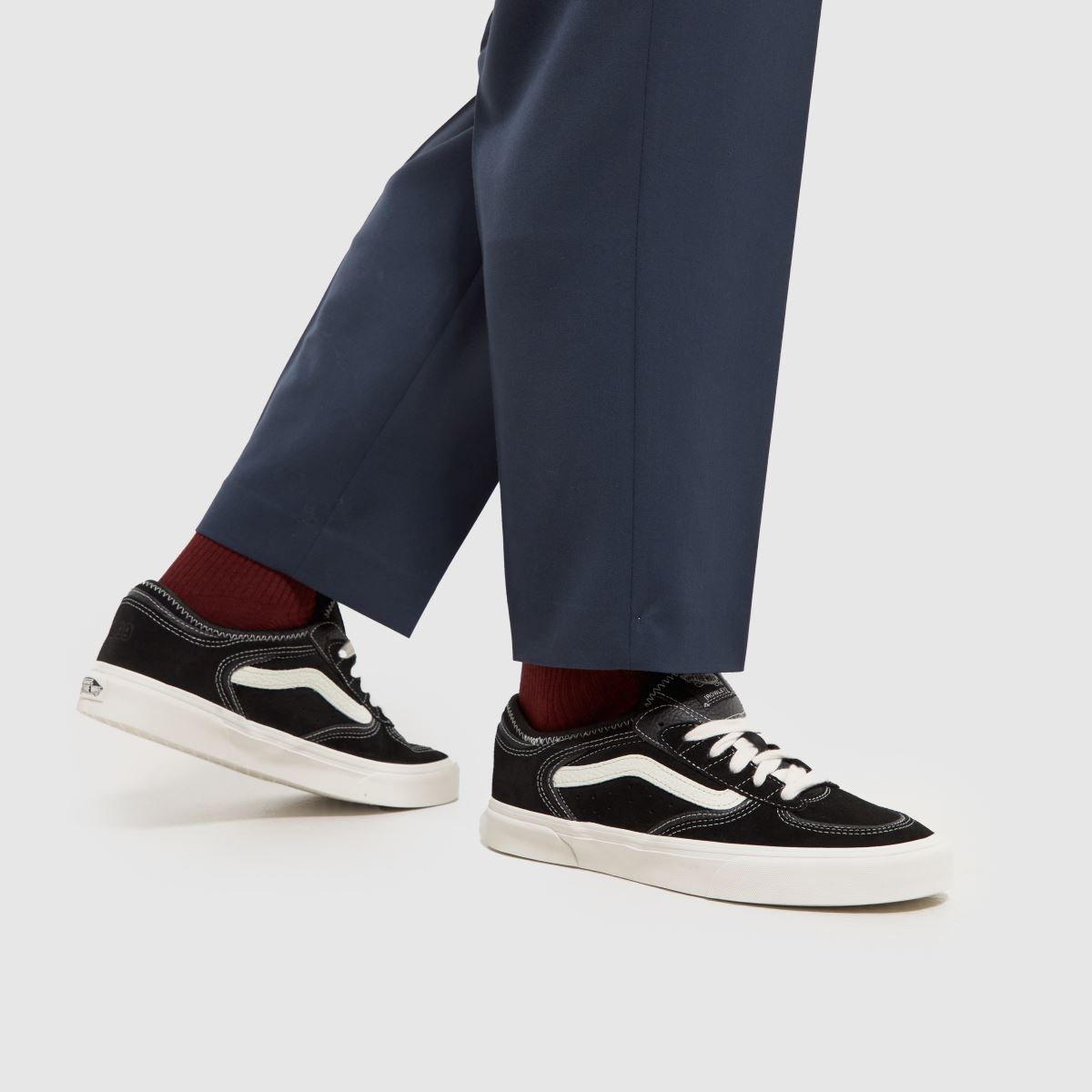 Vans – Rowley – Klassiska svarta sneakers i flera färger