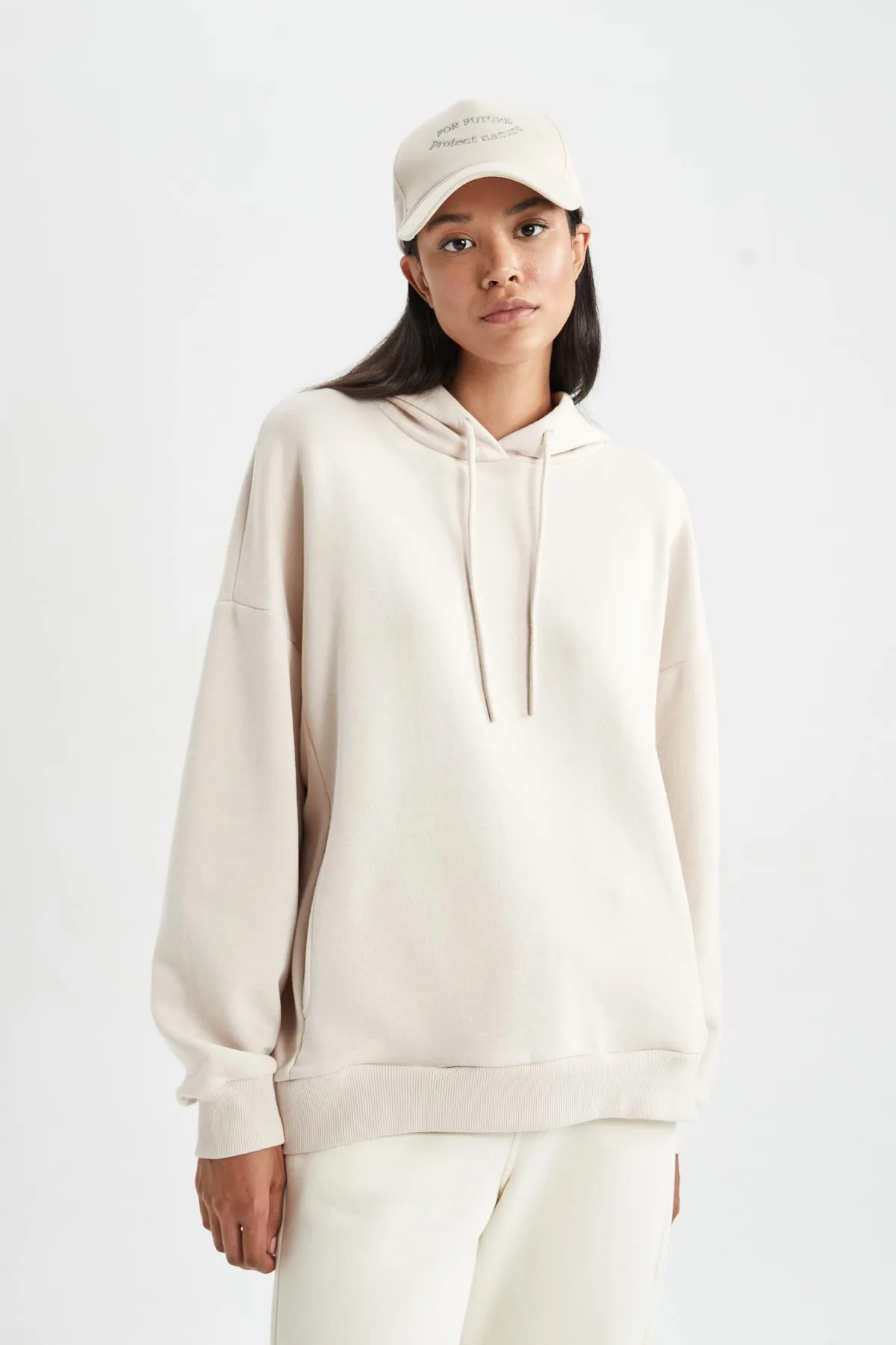 DeFacto  Dickes Sweatshirt mit Kapuze in Übergröße A4445ax23au