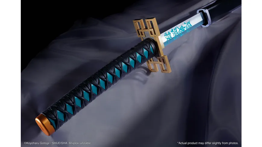Demon Slayer: Kimetsu no Yaiba Proplica Replik 1/1 Nichirin Schwert (Muichiro Tokito) 91 cm