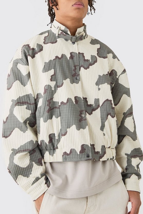 Gesteppte Camouflage Bomberjacke mit Träger-Detail