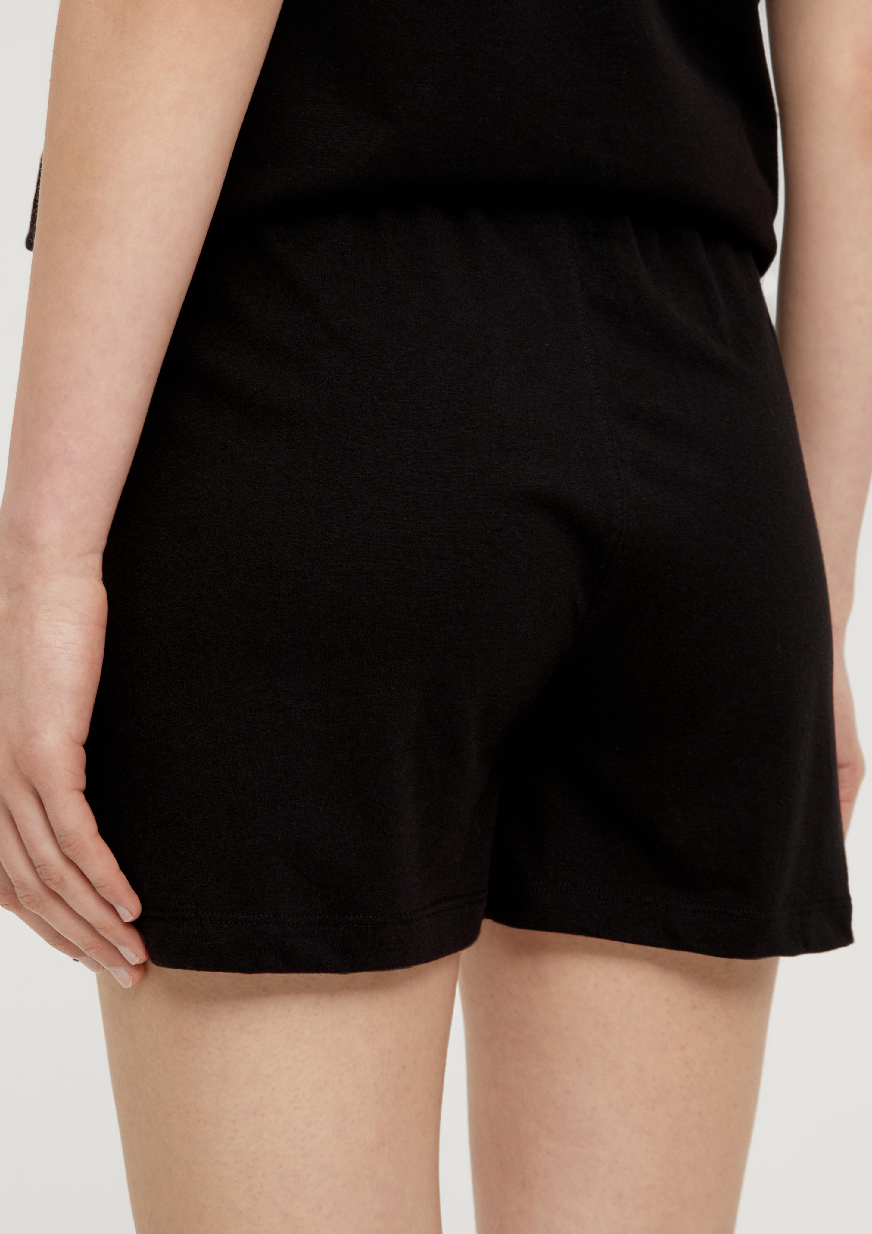Relaxed: Shorts aus Baumwollmix  2132011-9999