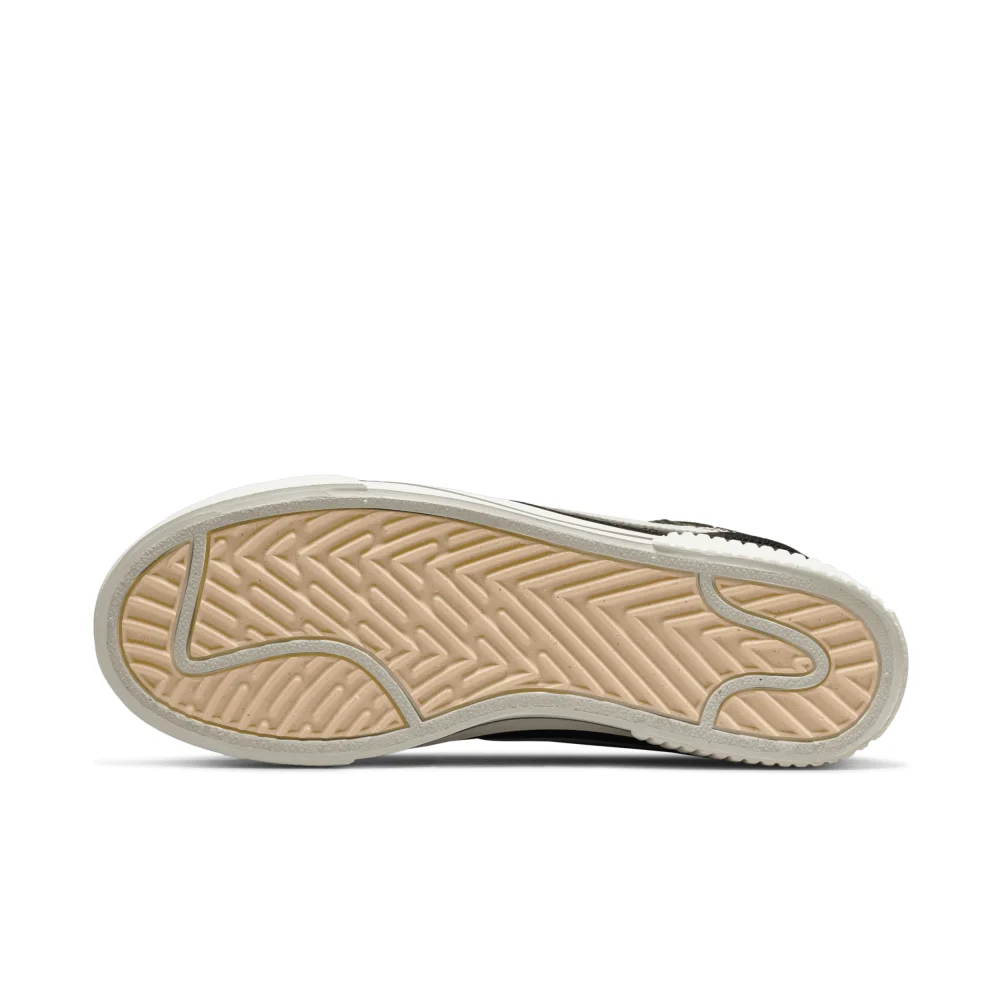 Nike Court Legacy Lift DM7590-001 / schwarz