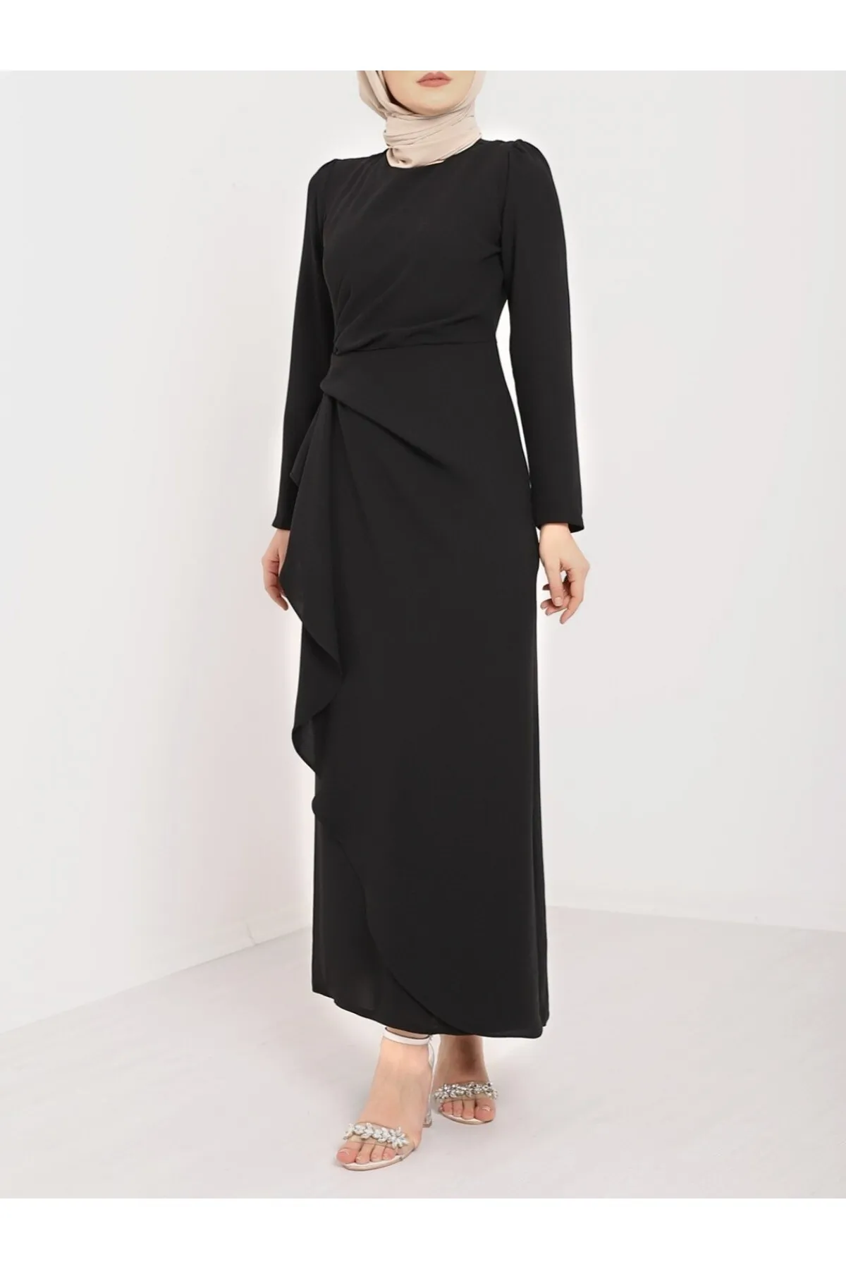 Modamorfo  Asymmetrisches Kreppkleid mit Aller-Front und Rock