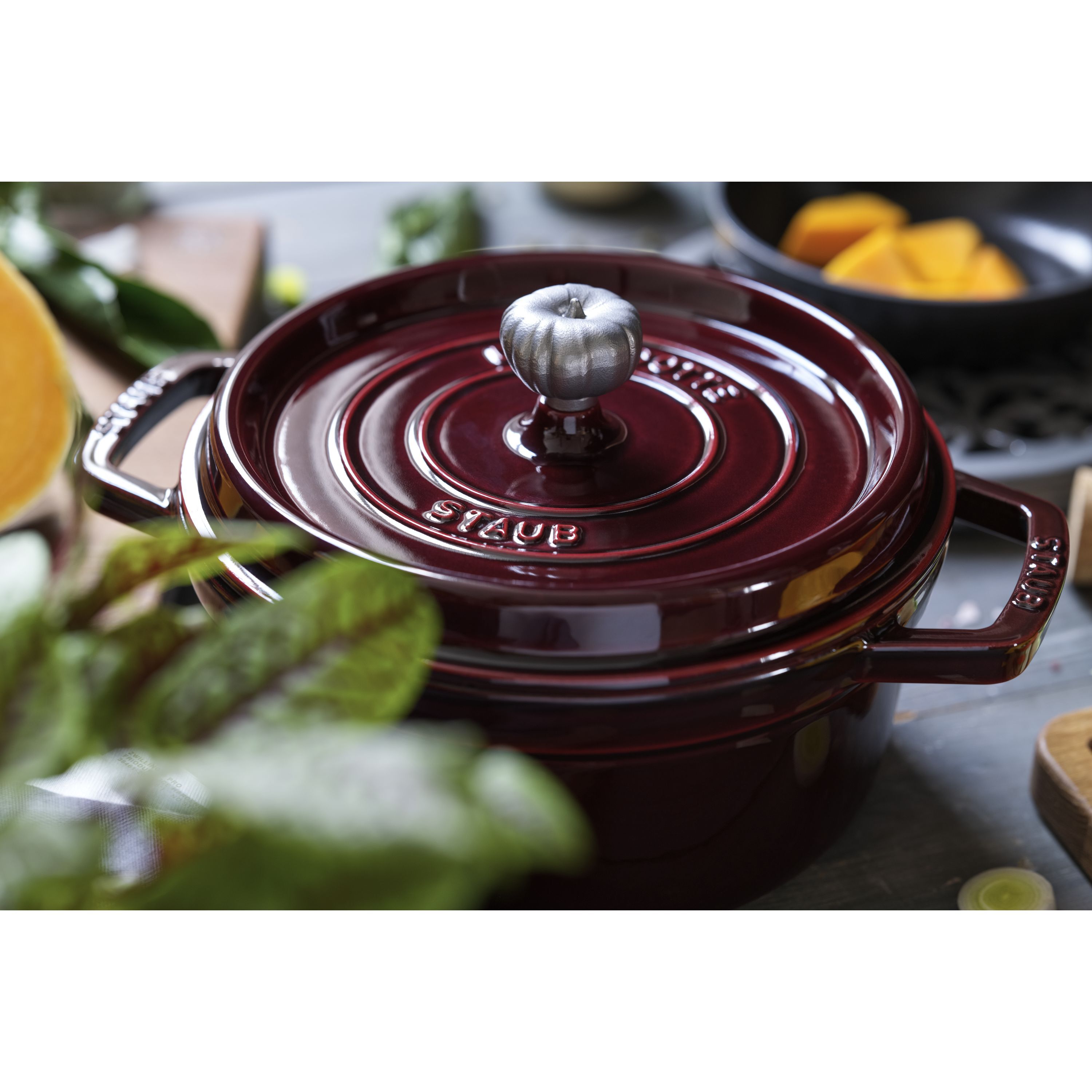 Cocotte 24 cm, rund, Grenadine-Rot, Gusseisen