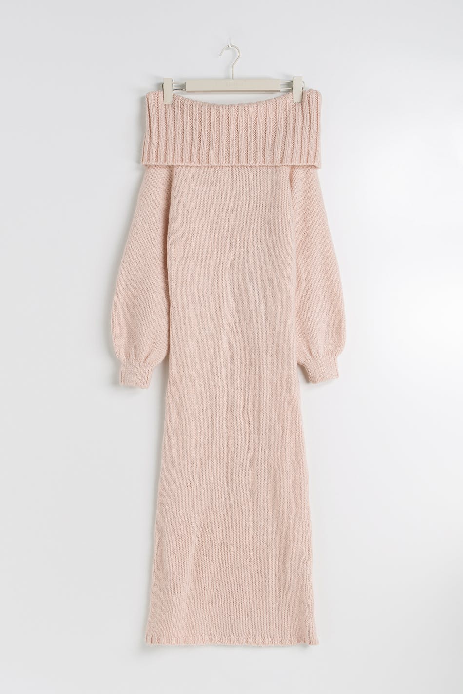 Off shoulder knit dress