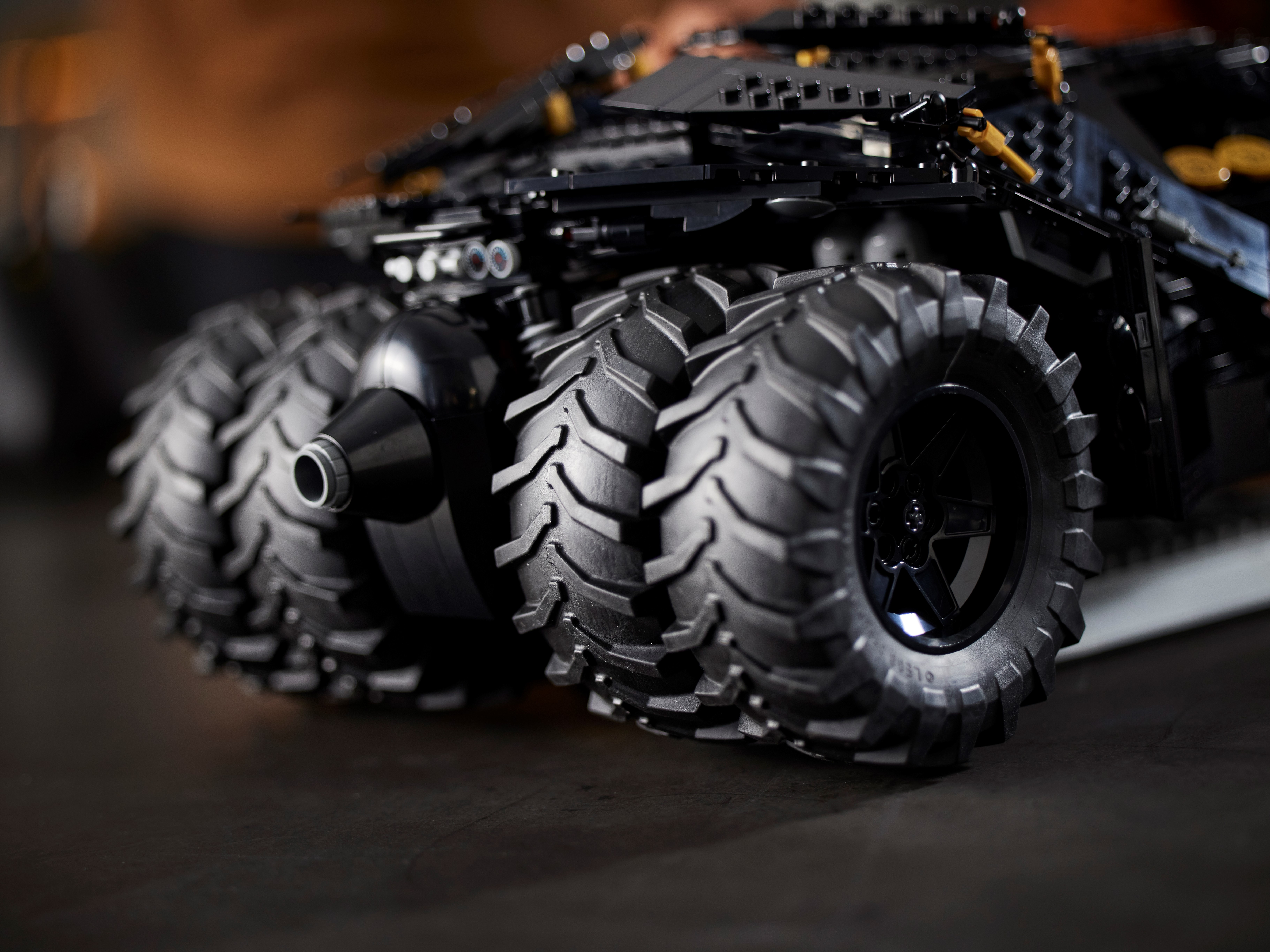 LEGO® DC Batman™ – Batmobile™ Tumbler 76240