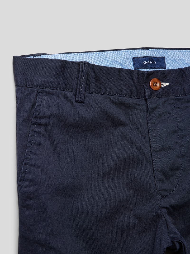 Stoffhose mit französischen Eingrifftaschen in marineblau