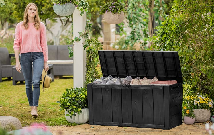 Keter Sherwood Auflagenbox, wetterbeständig - 270L 117x45x58 cm - Anthrazit Holzoptik