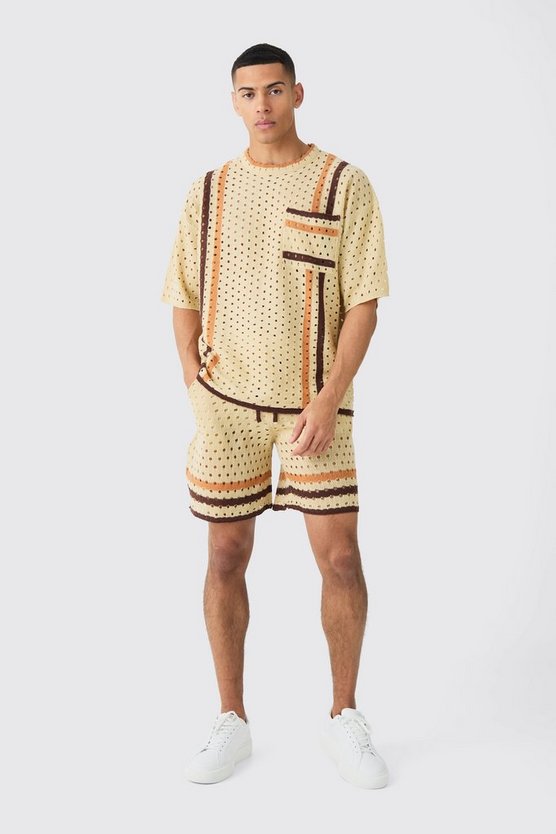 Oversize T-Shirt und Shorts mit Naht-Detail