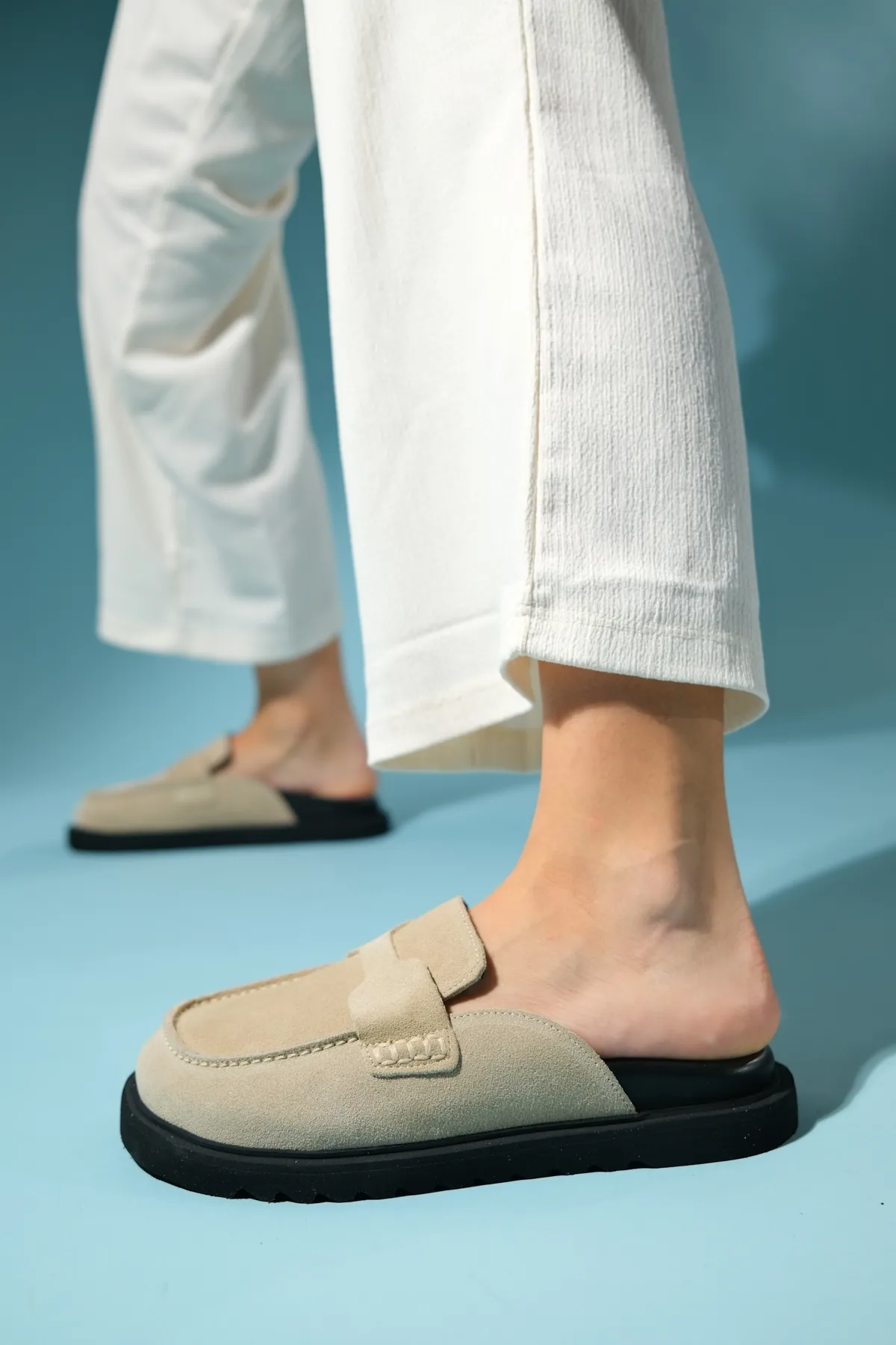 LuviShoes  Pantolette - Beige - Flacher Absatz