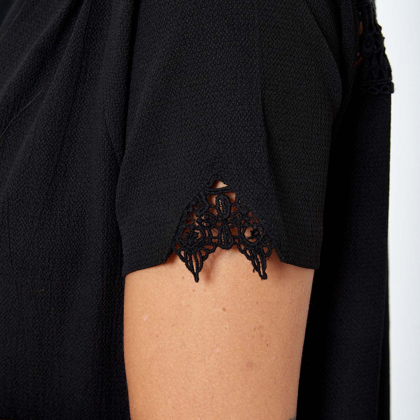 GILL   Blouse noire Femme