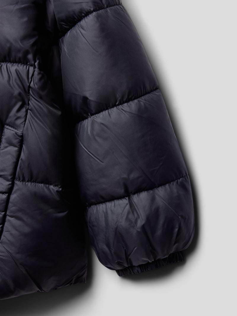 Steppjacke mit Kapuze Modell 'ali' in schwarz