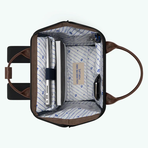 Adventurer Medium Managua Backpack, Black