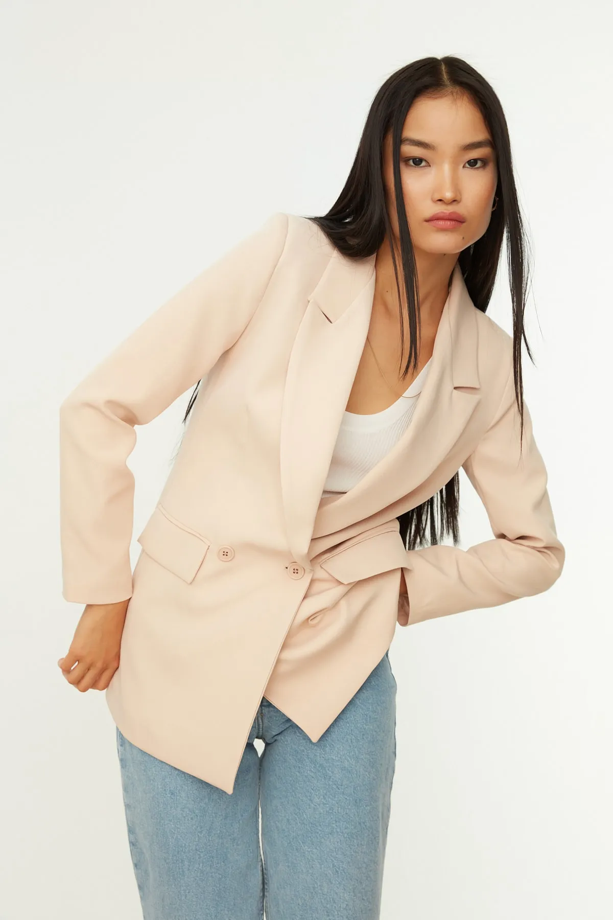 Trendyol Collection  Beige, normal gefütterte, zweireihige Blazerjacke aus Webstoff mit Verschluss TWOSS20CE0059