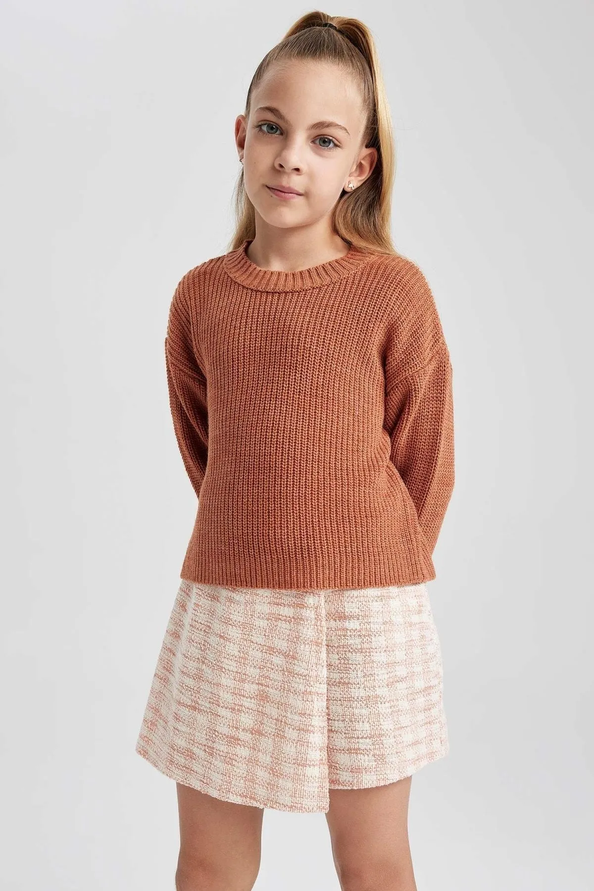 DeFacto  Basic-Pullover mit Rundhalsausschnitt für Mädchen A2293a823au