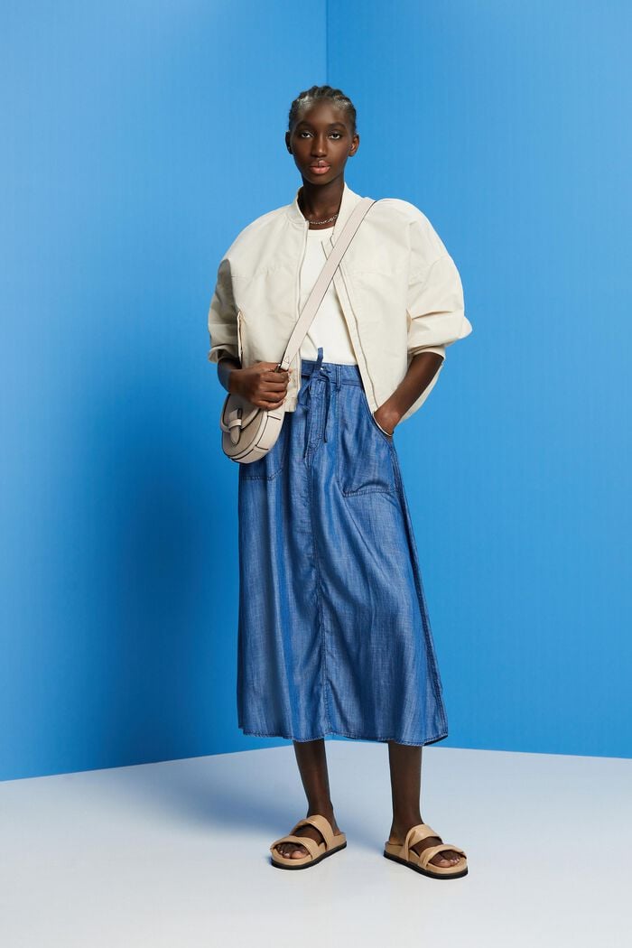 Aus TENCEL™: Midi-Rock in Jeans-Optik