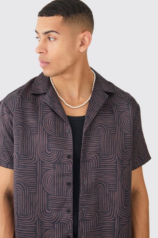 Kurzärmliges Oversize Satin-Hemd