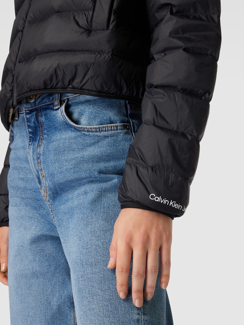 Steppjacke mit Label-Detail in black