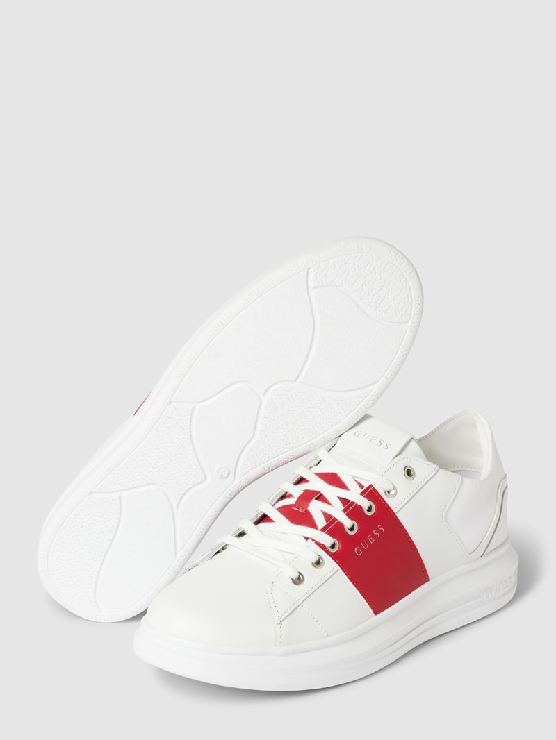 Sneaker mit Kontrastbesatz Modell 'VIBO' in weiß