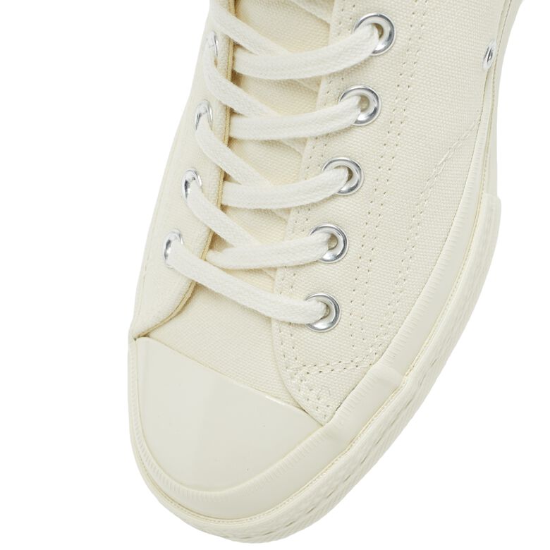 Comme des Garcons Play Chuck Taylor Low white