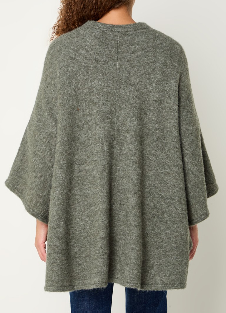Poncho a maglia fine River Woods con scollo rotondo