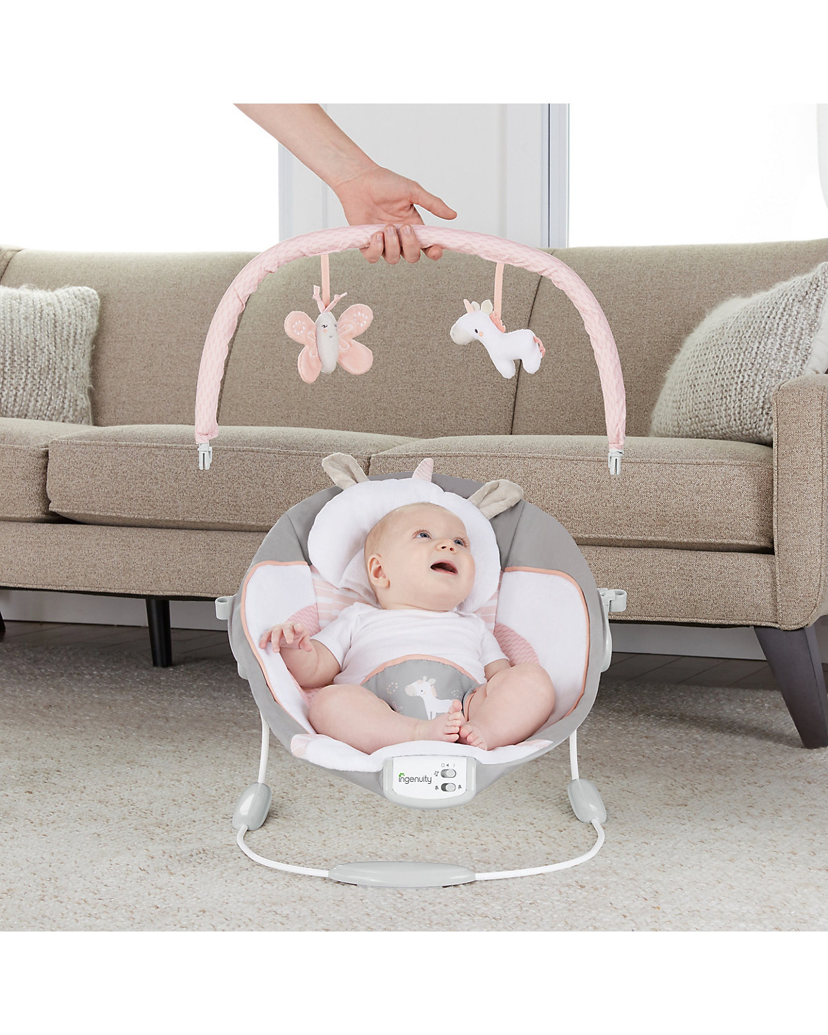 Babywippe Flora, inkl. Musik und Vibrationsbewegungen