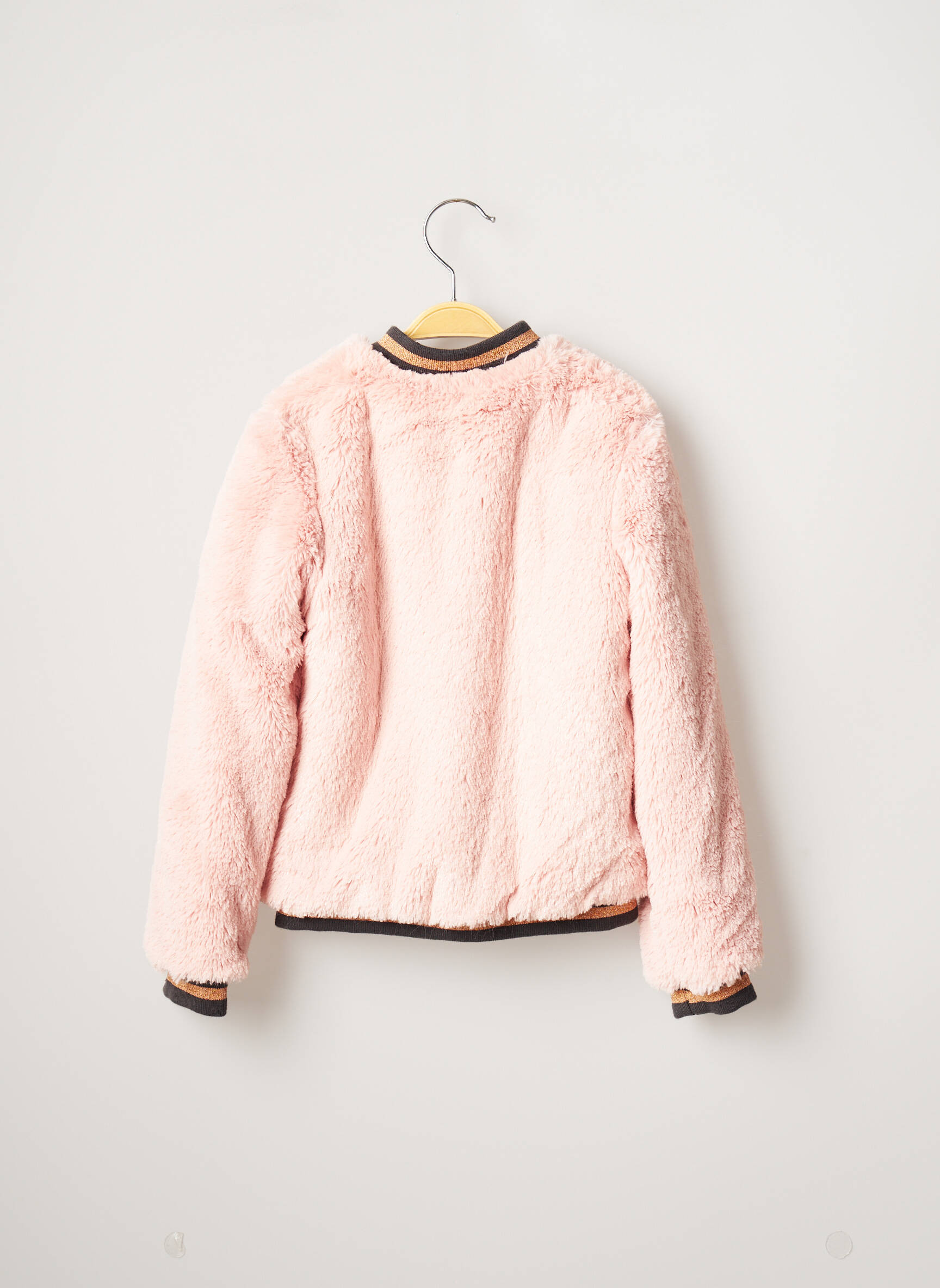 3 Pommes Fourrures 1 Fille couleur rose