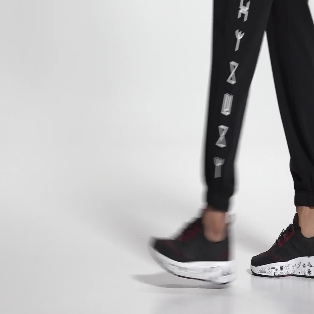 adidas Swift Run 23 IG4701 / schwarz