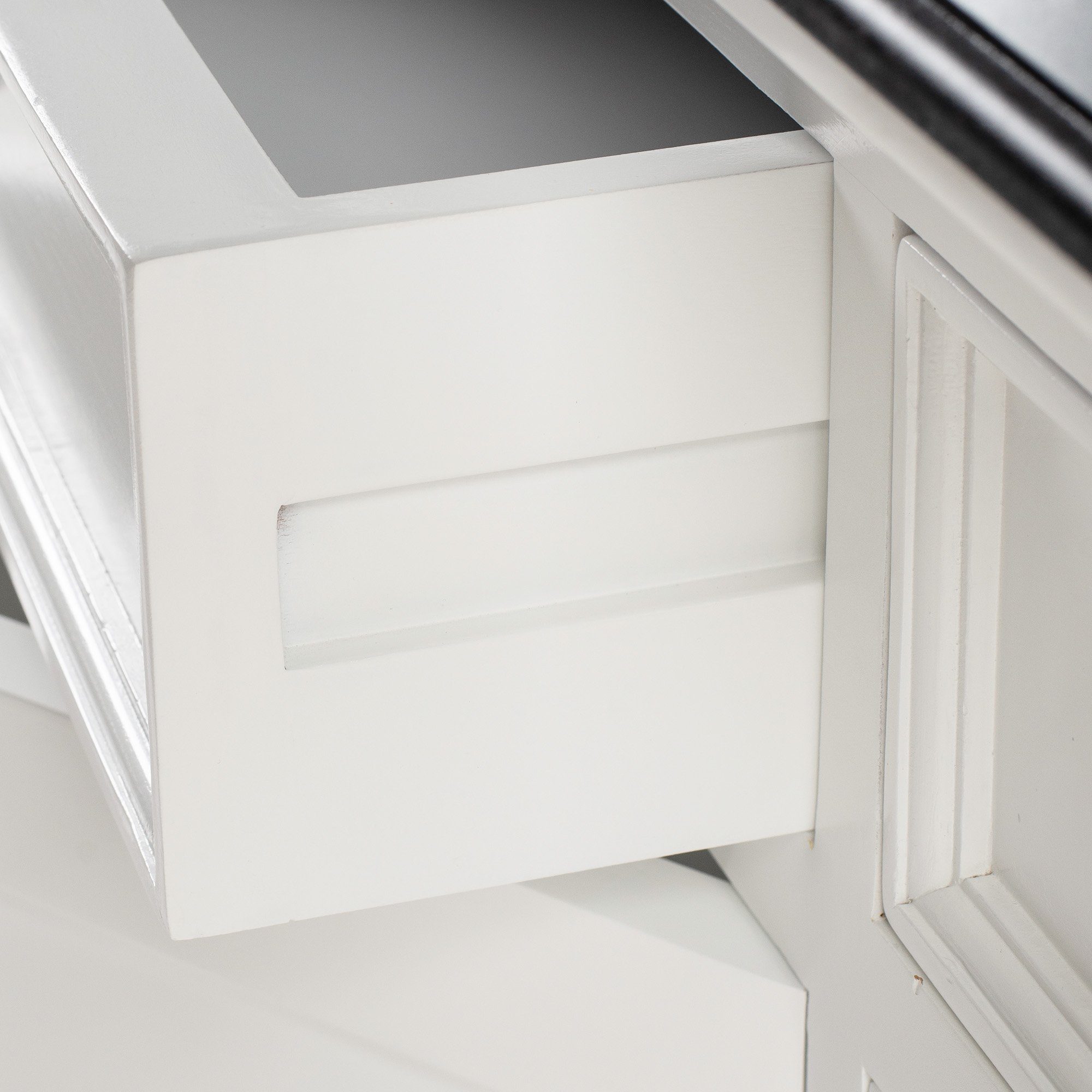 Novasolo Buffet Halifax Contrast Buffetschrank mit 4 Türen und 3 Schubladen