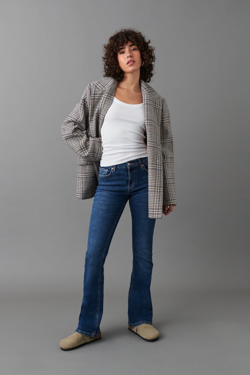 Low waist bootcut jeans