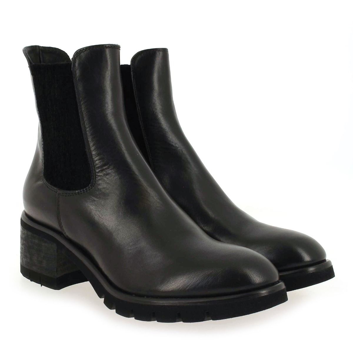 Julie Dee  IV046 - Noir