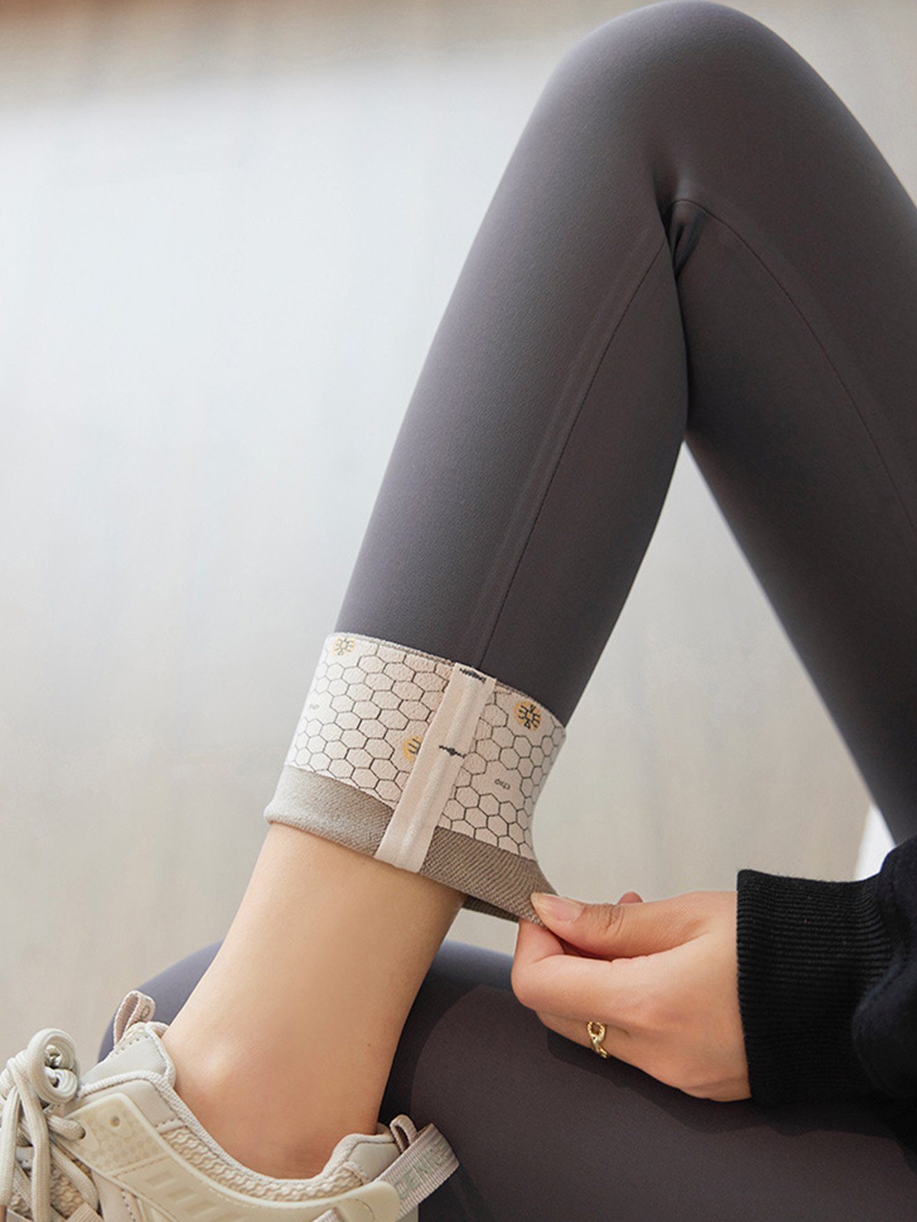 HOHEA H Thermoleggings Damen Herbst und Winter elastische Hosen enge High-Waisted (1-tlg) Leggings Hosen Bauch abnehmen warm Bottoming Hosen