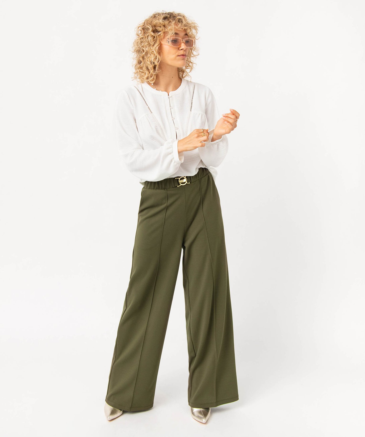 Pantalon en maille extensible avec bijou à la ceinture femme kaki | GEMO