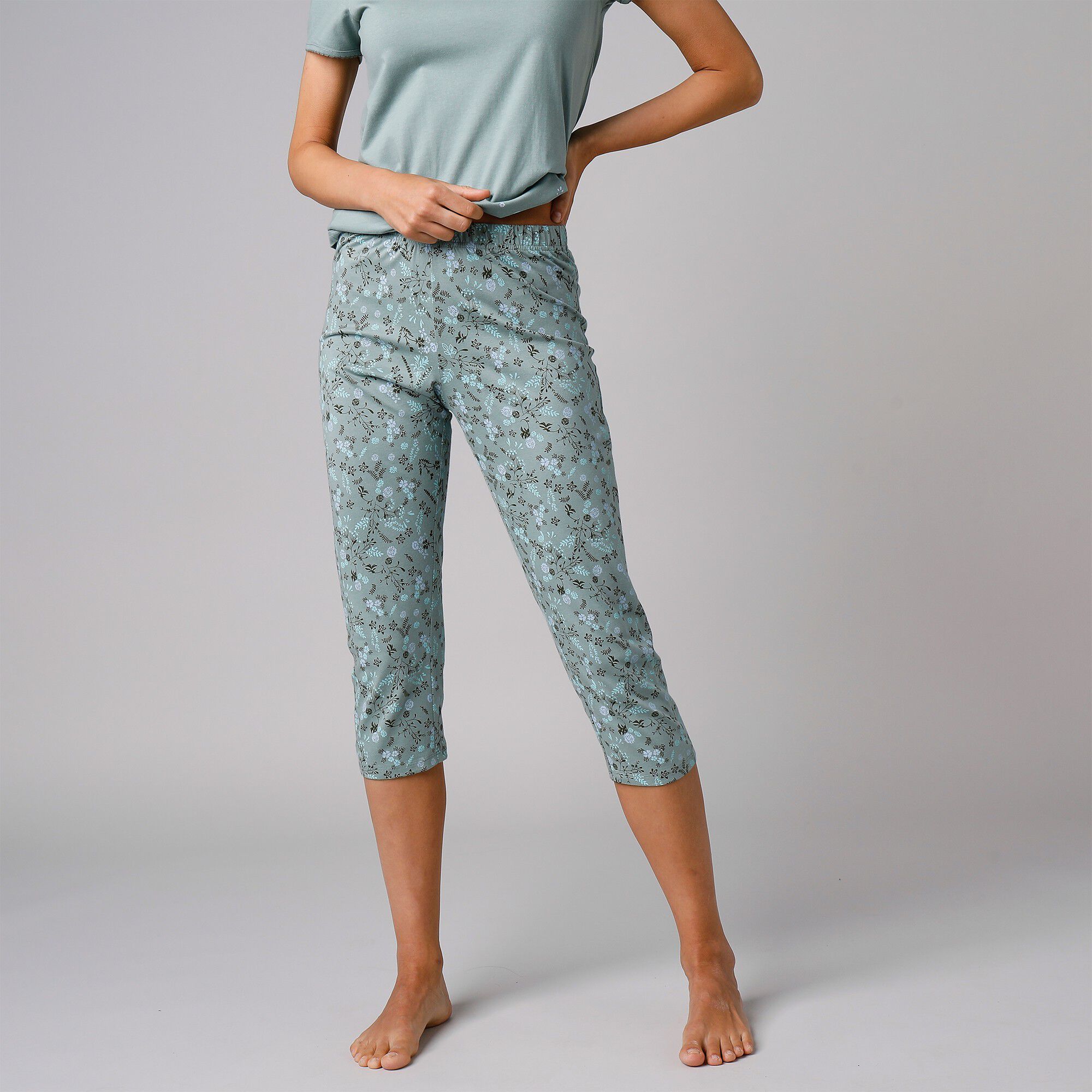 Pantacourt de pyjama imprimé fleurs
