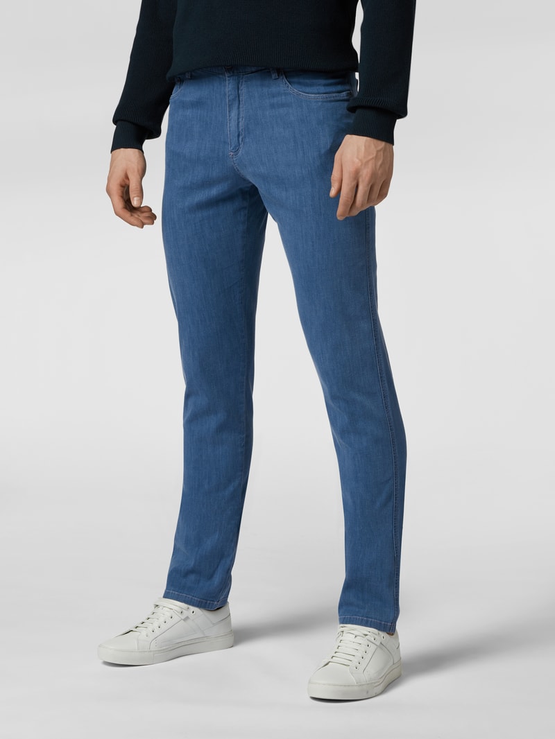 Jeans mit Stretch-Anteil in gerader Passform in jeans