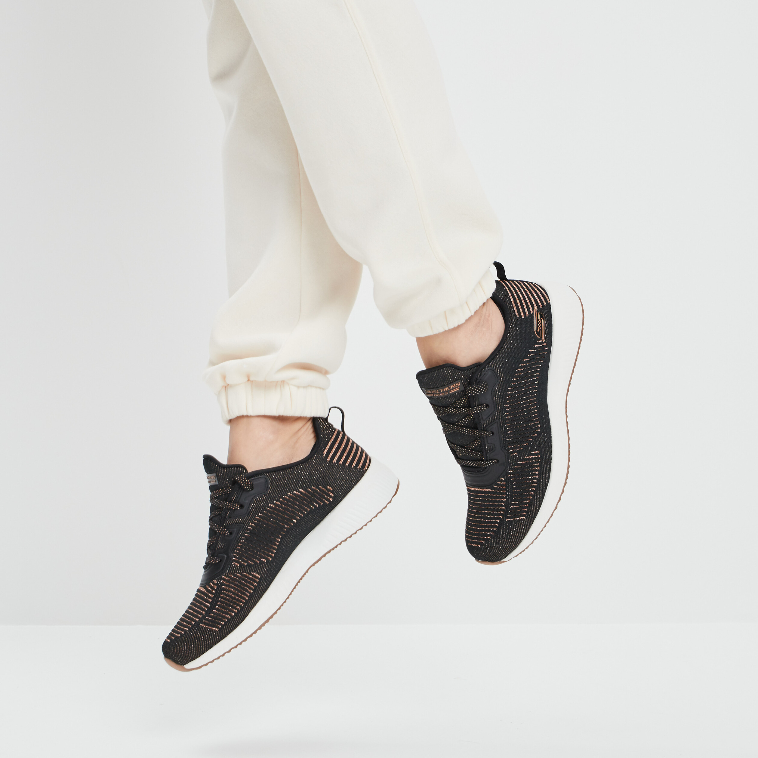 Runnings à lacets Skechers Glam League noir femme | La Halle