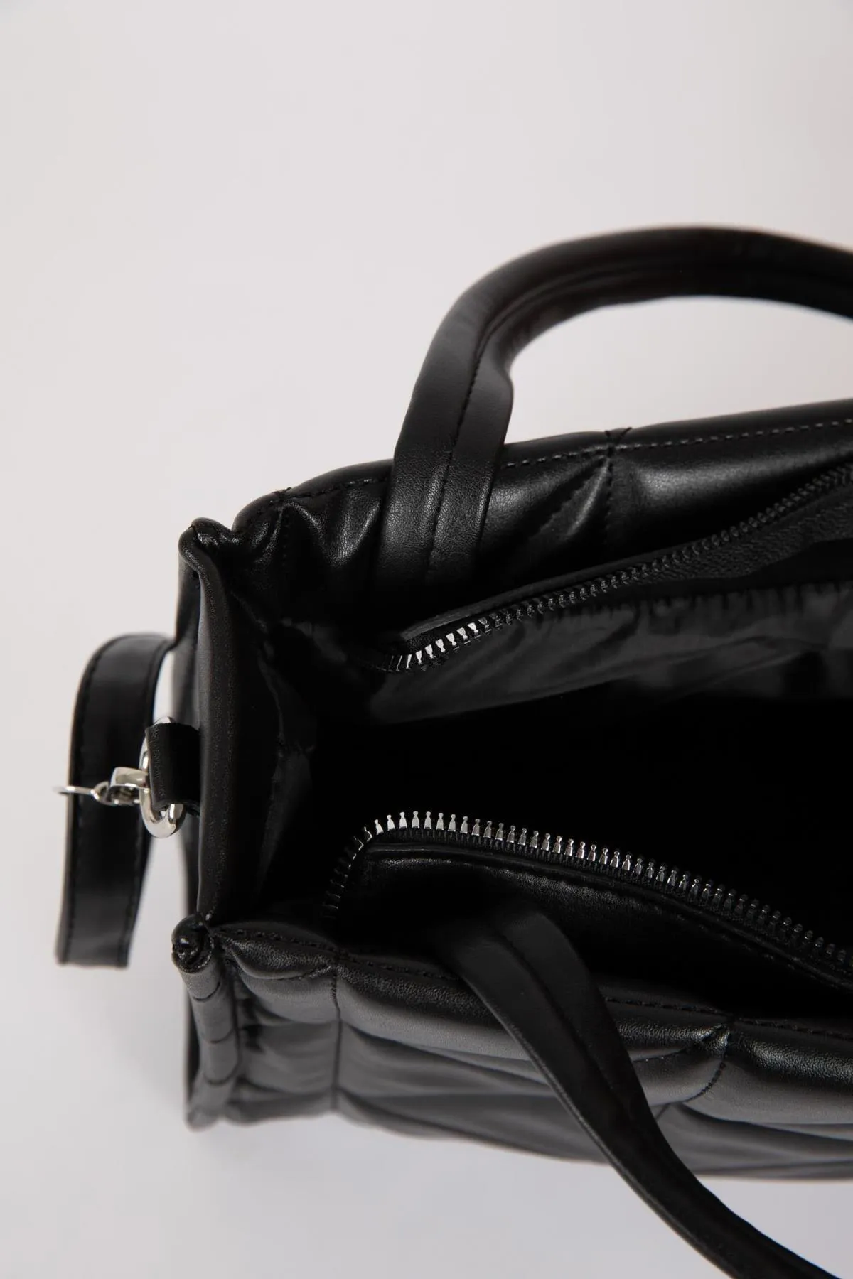 DeFacto  Damen-Handtasche aus Kunstleder Z8097azns