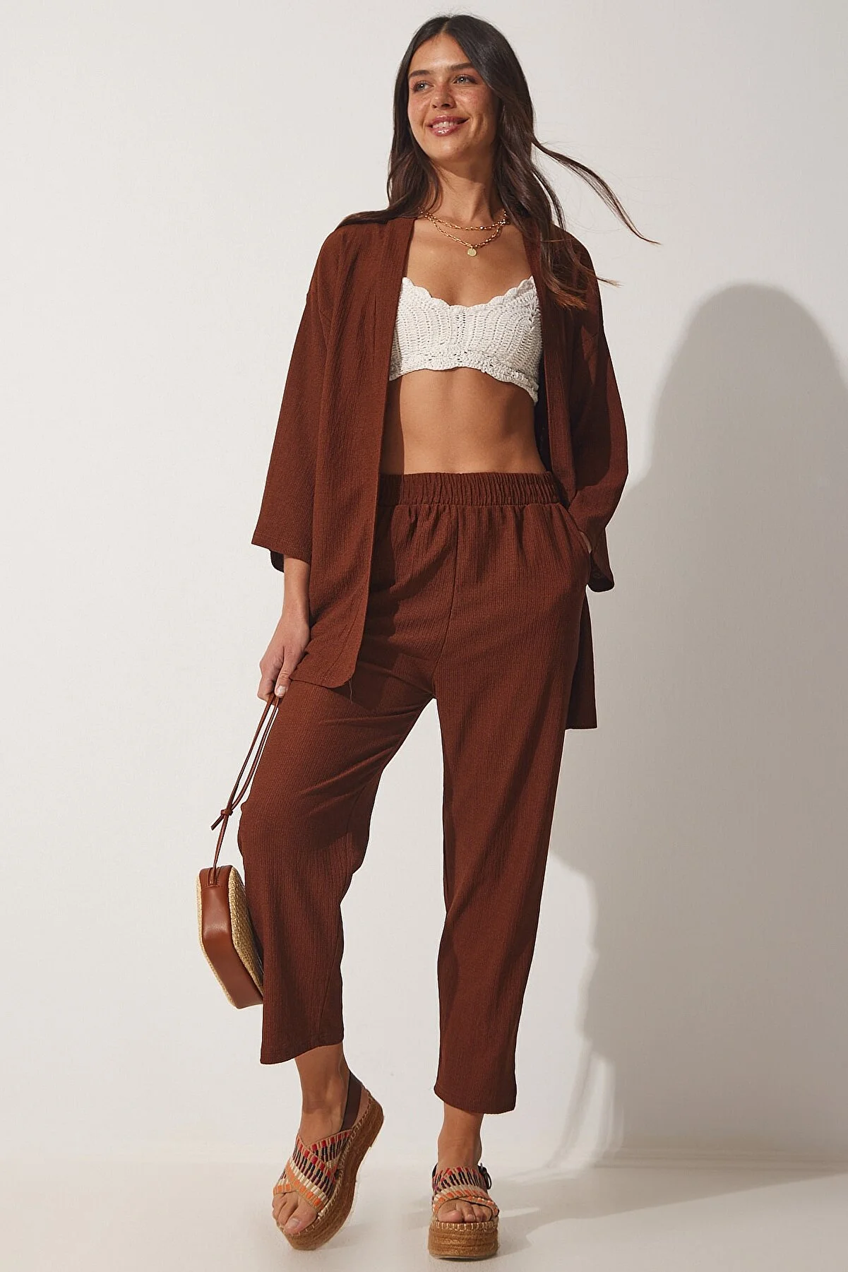 Happiness İstanbul  Braunes Damen-Kimono-Hosen-Strickset BY00050