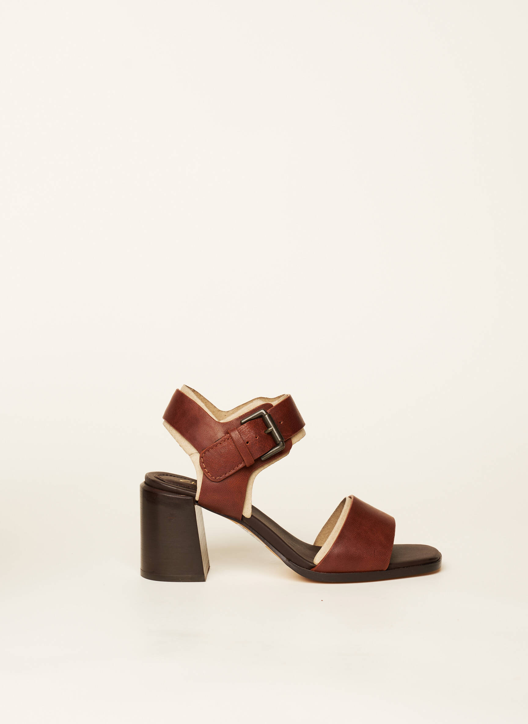 Clarks Sandales Nu Pieds Femme couleur marron