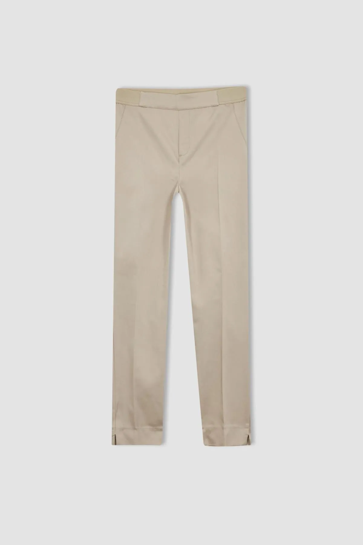 DeFacto  Valentina Zigaretten-Satinhose J8743az23sm