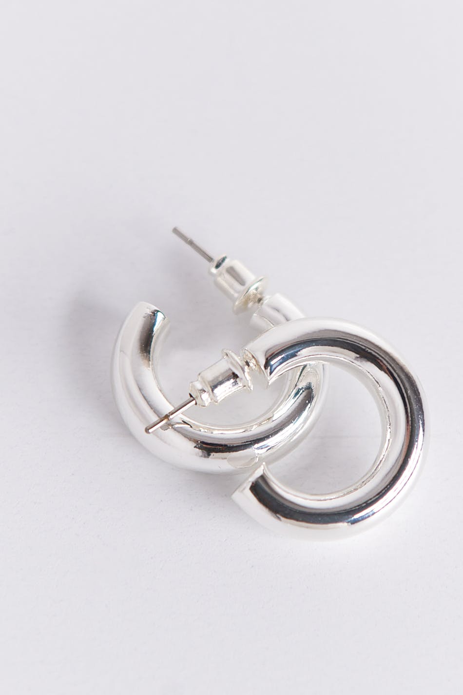 Small hoops earrings
