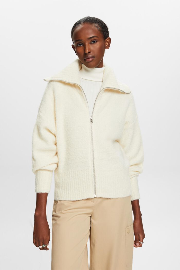 Kuscheliger Cardigan mit Reißverschluss