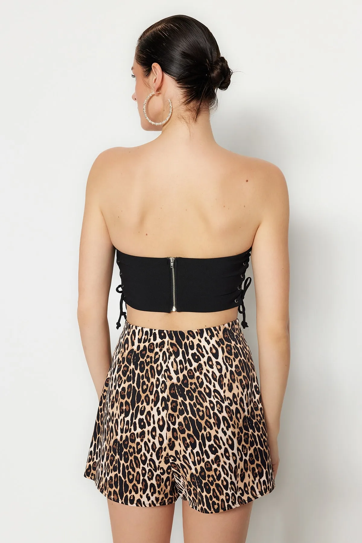 Trendyol Collection  Schwarzes Bustier zum Binden mit Bügeln TPRSS22BS0026
