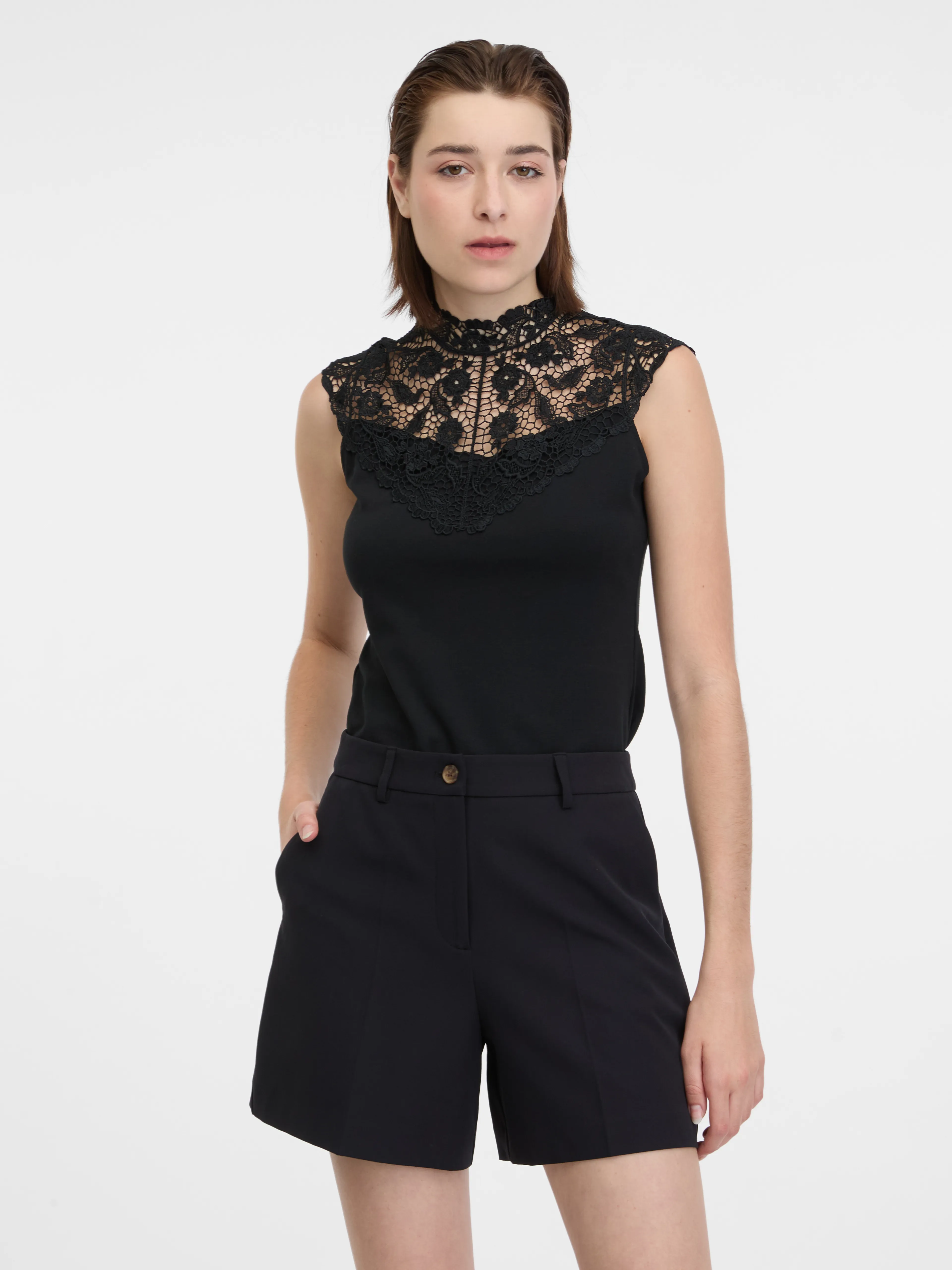 Schwarzes Damen-T-Shirt mit Spitzendetail ORSAY