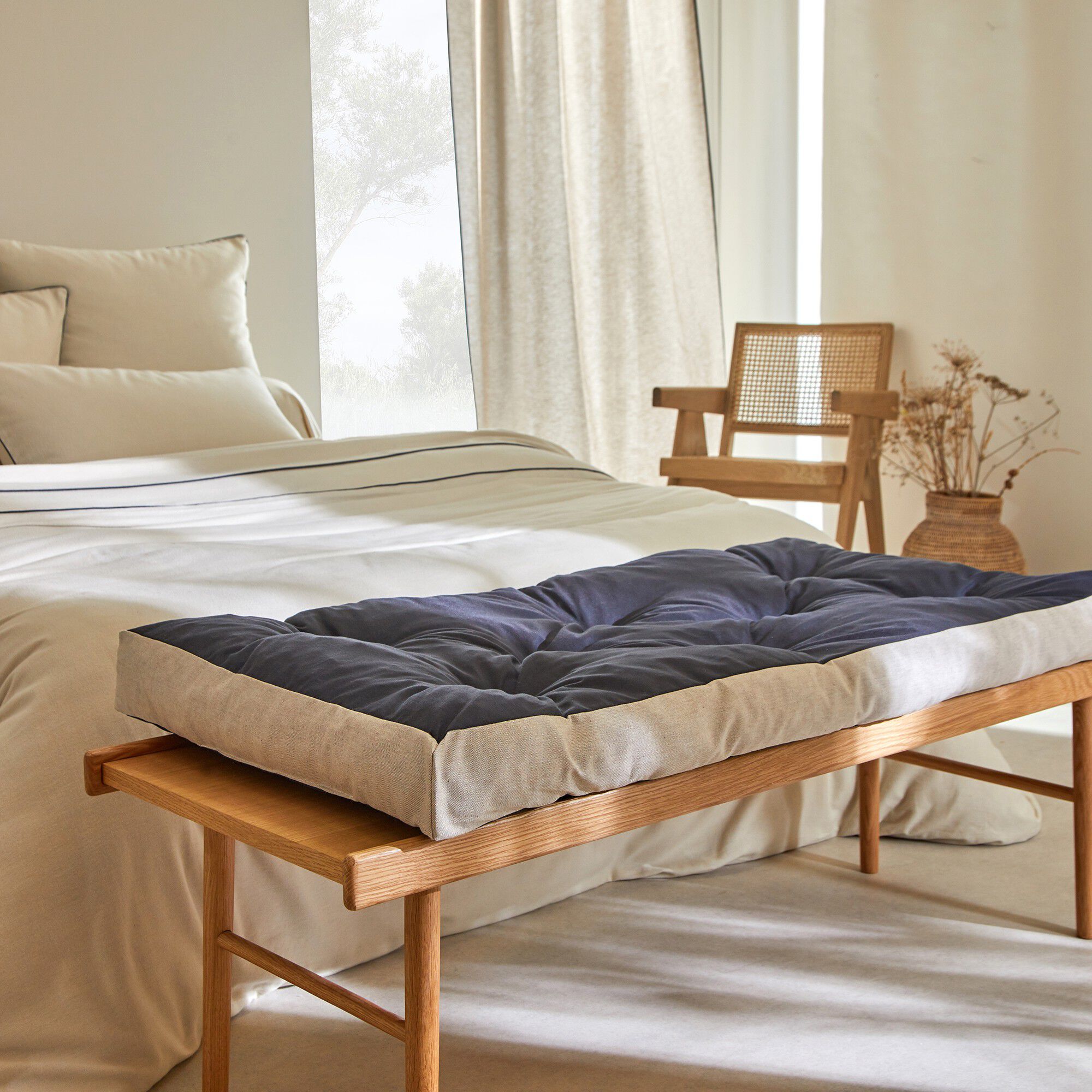 Long coussin de sol, collection 